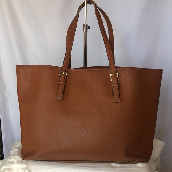 MICHAEL KORS brown saffiano leather large jet set travel tote. - Picture 5 of 15